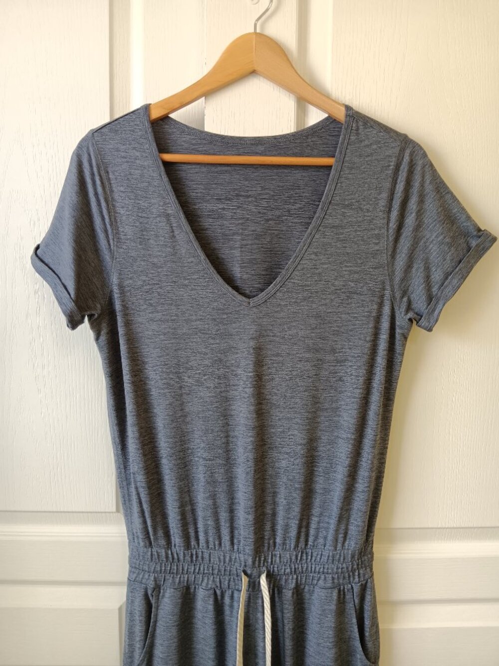 Vuori Women's Blue Azure Heather All Day Jumpsuit Size S - Picture 3 of 12